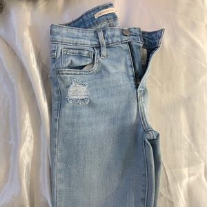 Levi’s pants
